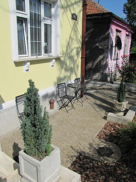 Vila Hedonija ベオグラード エクステリア 写真