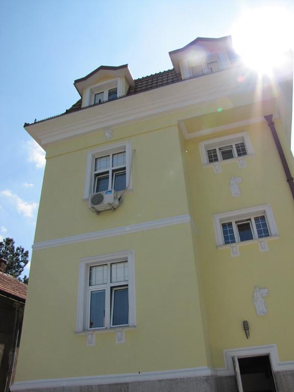 Vila Hedonija ベオグラード エクステリア 写真